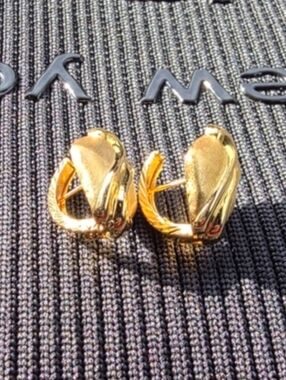 🎀💫18K Real Gold Clip-On Earrings💫🎀